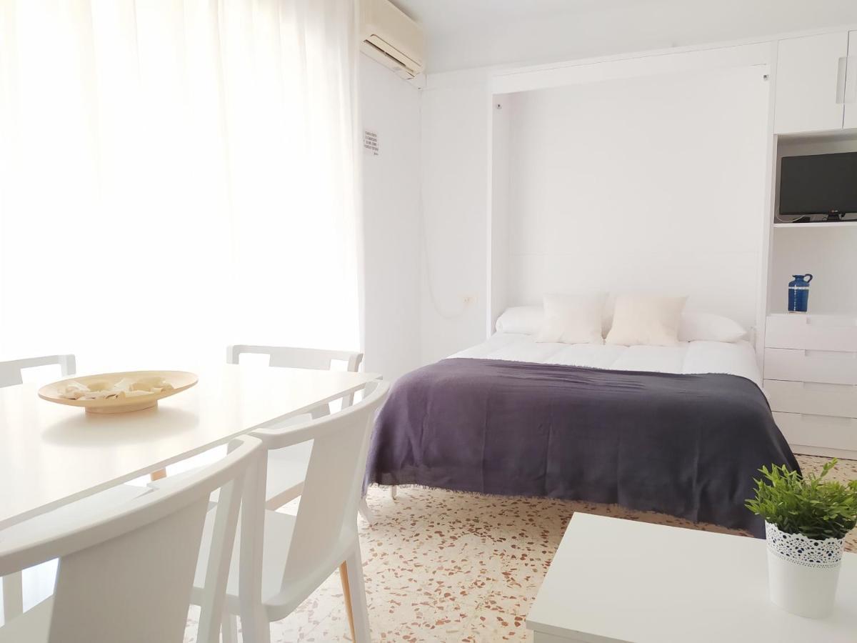 Apartamentos Pagan Santiago De La Ribera Exteriör bild