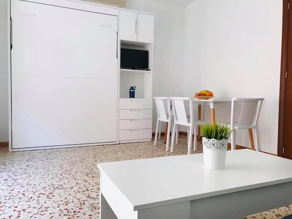 Apartamentos Pagan Santiago De La Ribera Exteriör bild