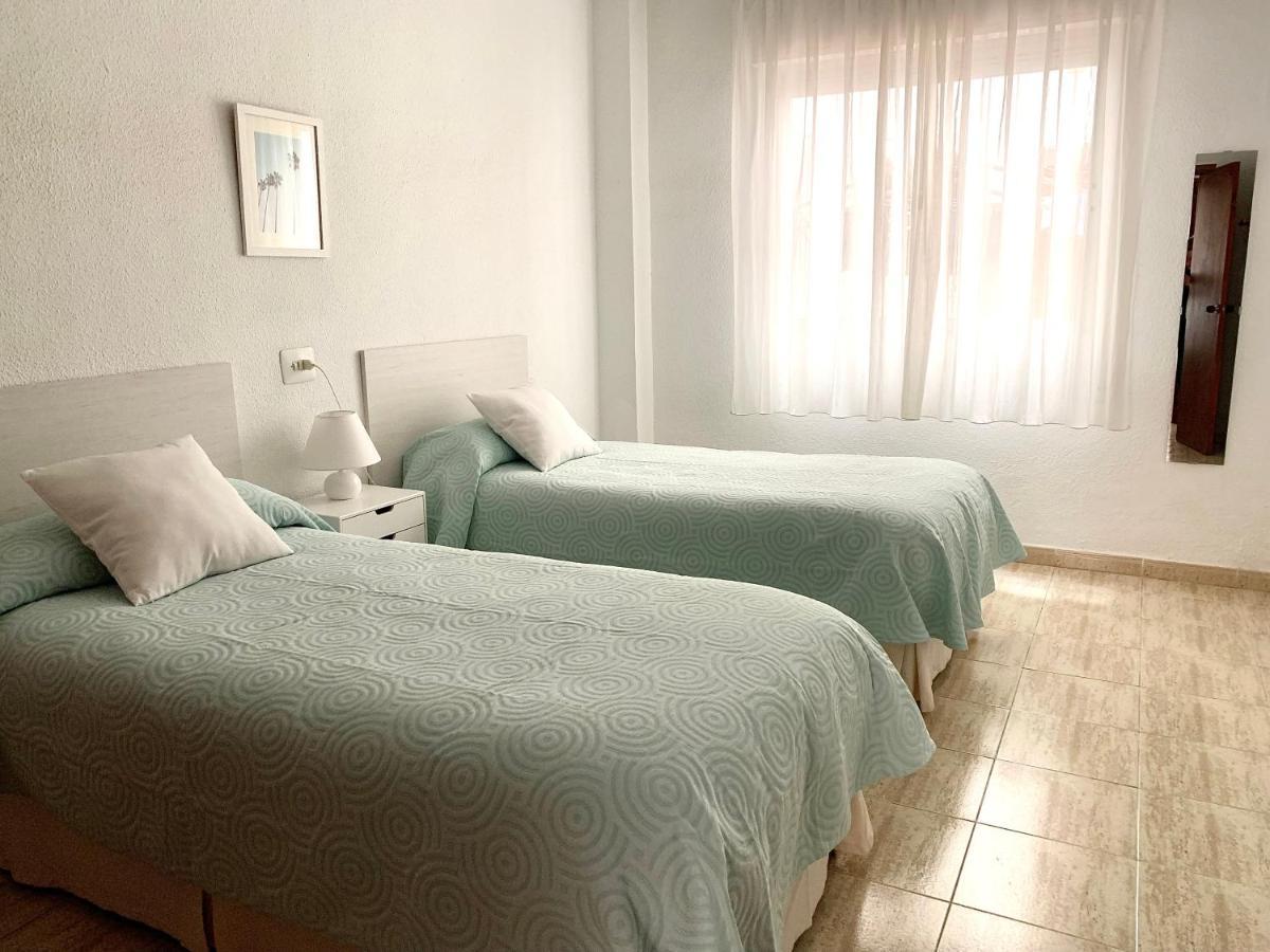 Apartamentos Pagan Santiago De La Ribera Exteriör bild