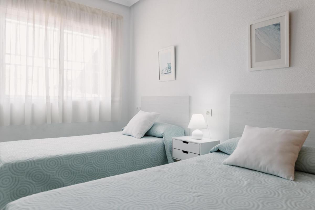 Apartamentos Pagan Santiago De La Ribera Exteriör bild
